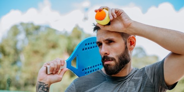 benefícios de praticar Beach Tennis